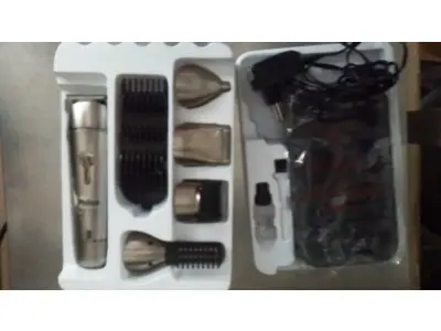 01 BARBEADOR PHILIPS. (NO ESTADO) ATENÇÃO! FAZER A VISITAÇÃO ANTES DE ARREMATAR, NÃO SABEMOS SE FUNCIONA, LEILÃO NÃO TEM GARANTIA E NEM DEVOLUÇÃO, SUJEITO A POSSÍVEIS AVARIAS VISÍVEIS/OCULTAS E/OU AUSÊNCIA DE COMPONENTES.