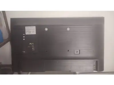 LOTE 354 - 01 TV SAMSUNG PRECISA TROCAR TELA FUNCIONA TUDO MAS PRECISA TROCAR. (NO ESTADO) ATENÇÃO! FAZER A VISITAÇÃO ANTES DE ARREMATAR, NÃO SABEMOS SE FUNCIONA, LEILÃO NÃO TEM GARANTIA E NEM DEVOLUÇÃO, SUJEITO A POSSÍVEIS AVARIAS VISÍVEIS/OCULTAS E/OU AUSÊNCIA DE COMPONENTES.