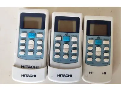 LOTE 412 - 01 LOTE COM CONTROLES PARA AR CONDICIONADO. (NO ESTADO) ATENÇÃO! FAZER A VISITAÇÃO ANTES DE ARREMATAR, NÃO SABEMOS SE FUNCIONA, LEILÃO NÃO TEM GARANTIA E NEM DEVOLUÇÃO, SUJEITO A POSSÍVEIS AVARIAS VISÍVEIS/OCULTAS E/OU AUSÊNCIA DE COMPONENTES.