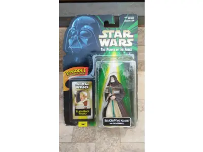 01 STAR WARS OBI-WAN KENOBI FIGURINE NOVA LRACADARA NA CAIXA COMPRADO EM GARAGEM DE ANTIGUIDADES NOS EUA. (NO ESTADO) ATENÇÃO! FAZER A VISITAÇÃO ANTES DE ARREMATAR, NÃO SABEMOS SE FUNCIONA, LEILÃO NÃO TEM GARANTIA E NEM DEVOLUÇÃO, SUJEITO A POSSÍVEIS AVARIAS VISÍVEIS/OCULTAS E/OU AUSÊNCIA DE COMPONENTES.