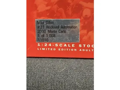 LOTE 144 - 01 RARA MINIATURA DA CASCAR ACTION NASCAR 1/24 DIECAST #21 MIKE DILLON ROCKWELL AUTOMATION 2000 MONTE CARLO,COMPRADA EM GARAGEM DE ANTIGUIDADES NOS EUA. (NO ESTADO) ATENÇÃO! FAZER A VISITAÇÃO ANTES DE ARREMATAR, NÃO SABEMOS SE FUNCIONA, LEILÃO NÃO TEM GARANTIA E NEM DEVOLUÇÃO, SUJEITO A POSSÍVEIS AVARIAS VISÍVEIS/OCULTAS E/OU AUSÊNCIA DE COMPONENTES.