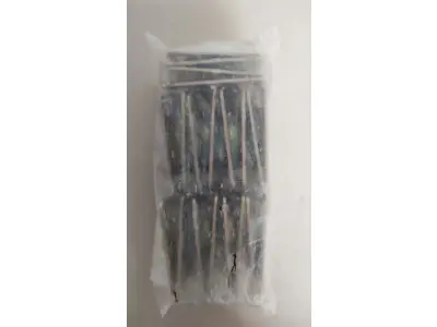 LOTE 400 - 01 CAIXA COM 20 TAMPAS MANCAL TUBELESS MACHO CARRETAS COM FREIO TUBELESS NOVOS SEM USO