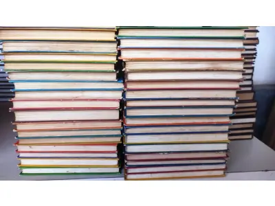 LOTE 485 - 01 COLEÇÃO CLÁSSICOS DA LITERATURA JUVENIL COM 39 VOLUMES. (NO ESTADO) ATENÇÃO! FAZER A VISITAÇÃO ANTES DE ARREMATAR, NÃO SABEMOS SE FUNCIONA, LEILÃO NÃO TEM GARANTIA E NEM DEVOLUÇÃO, SUJEITO A POSSÍVEIS AVARIAS VISÍVEIS/OCULTAS E/OU AUSÊNCIA DE COMPONENTES.