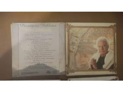 LOTE 468 - 01 CD CID MOREIRA PASSAGENS BÍBLICAS - COLEÇÃO COM 24 VOL. (NO ESTADO) ATENÇÃO! FAZER A VISITAÇÃO ANTES DE ARREMATAR, NÃO SABEMOS SE FUNCIONA, LEILÃO NÃO TEM GARANTIA E NEM DEVOLUÇÃO, SUJEITO A POSSÍVEIS AVARIAS VISÍVEIS/OCULTAS E/OU AUSÊNCIA DE COMPONENTES.