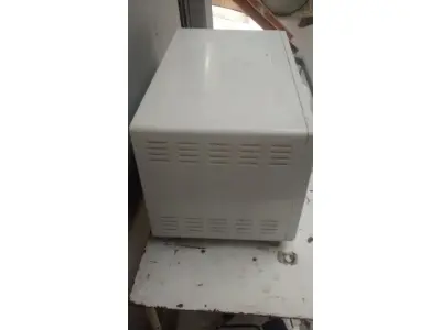 LOTE 517 - 01 FORNO ELÉTRICO NÃO ESTA ESQUENTANDO PRECISA DE MANUTENÇÃO. (NO ESTADO) ATENÇÃO! FAZER A VISITAÇÃO ANTES DE ARREMATAR, NÃO SABEMOS SE FUNCIONA, LEILÃO NÃO TEM GARANTIA E NEM DEVOLUÇÃO, SUJEITO A POSSÍVEIS AVARIAS VISÍVEIS/OCULTAS E/OU AUSÊNCIA DE COMPONENTES.