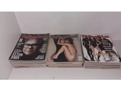 LOTE 464 - 01 COLEÇÃO COM 82 REVISTAS ROLLINGSTINE. (NO ESTADO) ATENÇÃO! FAZER A VISITAÇÃO ANTES DE ARREMATAR, NÃO SABEMOS SE FUNCIONA, LEILÃO NÃO TEM GARANTIA E NEM DEVOLUÇÃO, SUJEITO A POSSÍVEIS AVARIAS VISÍVEIS/OCULTAS E/OU AUSÊNCIA DE COMPONENTES.