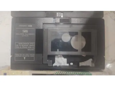 LOTE 500 - 01 LOTE COM DOIS ADAPTADORES DE FITA VHS DE FILMADORA PARA VIDEOCASSETE. (NO ESTADO) ATENÇÃO! FAZER A VISITAÇÃO ANTES DE ARREMATAR, NÃO SABEMOS SE FUNCIONA, LEILÃO NÃO TEM GARANTIA E NEM DEVOLUÇÃO, SUJEITO A POSSÍVEIS AVARIAS VISÍVEIS/OCULTAS E/OU AUSÊNCIA DE COMPONENTES.