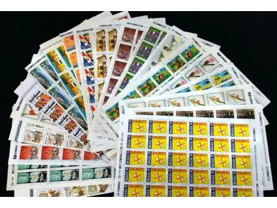 LOTE 501 - 01 LOTE COM COLEÇÕES DE SELOS SÃO 61 CARTELAS COMPLETAS COM SELOS EM ÓTIMO ESTADO. (NO ESTADO) ATENÇÃO! FAZER A VISITAÇÃO ANTES DE ARREMATAR, NÃO SABEMOS SE FUNCIONA, LEILÃO NÃO TEM GARANTIA E NEM DEVOLUÇÃO, SUJEITO A POSSÍVEIS AVARIAS VISÍVEIS/OCULTAS E/OU AUSÊNCIA DE COMPONENTES.