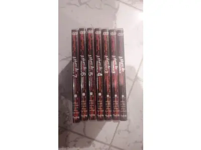 COLEÇÃO A HORA DO PESADELO - 7 FILMES TODOS ORIGINAIS ESTADO DE NOVOS. (NO ESTADO) ATENÇÃO! FAZER A VISITAÇÃO ANTES DE ARREMATAR, NÃO SABEMOS SE FUNCIONA, LEILÃO NÃO TEM GARANTIA E NEM DEVOLUÇÃO, SUJEITO A POSSÍVEIS AVARIAS VISÍVEIS/OCULTAS E/OU AUSÊNCIA DE COMPONENTES.