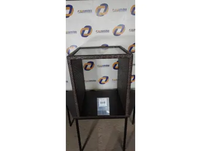 01 MESA DE JARDIM. (NO ESTADO EM QUE SE ENCONTRA. SUJEITO A AVARIAS OCULTAS/VISÍVEIS.) BH1585D