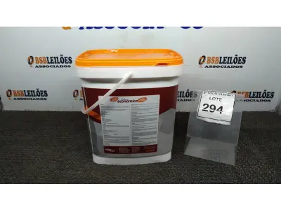 LOTE 294 - 01 BALDE DE TINTA ACRÍLICA 16L NA COR BRANCO NEVE SEMI BRILHO ACETINADO VALIDADE 11/27 MARCA RENOCRIL. (NO ESTADO) ATENÇÃO! FAZER A VISITAÇÃO ANTES DE ARREMATAR, NÃO SABEMOS SE FUNCIONA. LEILÃO NÃO TEM GARANTIA E NEM DEVOLUÇÃO, SUJEITO A POSSÍVEIS AVARIAS VISÍVEIS/OCULTAS E/OU AUSÊNCIA DE COMPONENTES.