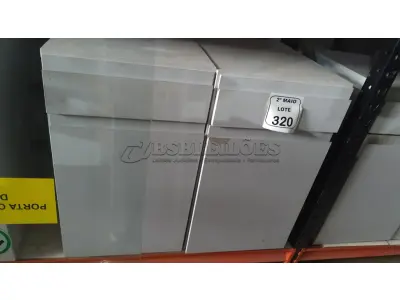 02 ARMÁRIOS PARA CPU COM 01 PORTA E 01 GAVETA. (NO ESTADO) ATENÇÃO! FAZER A VISITAÇÃO ANTES DE ARREMATAR, NÃO SABEMOS SE FUNCIONA, LEILÃO NÃO TEM GARANTIA E NEM DEVOLUÇÃO, SUJEITO A POSSÍVEIS AVARIAS VISÍVEIS/OCULTAS E/OU AUSÊNCIA DE COMPONENTES.