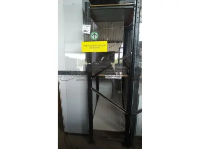 01 PORTA DE VIDRO DE 2,06X0,69. (NO ESTADO) ATENÇÃO! FAZER A VISITAÇÃO ANTES DE ARREMATAR, NÃO SABEMOS SE FUNCIONA, LEILÃO NÃO TEM GARANTIA E NEM DEVOLUÇÃO, SUJEITO A POSSÍVEIS AVARIAS VISÍVEIS/OCULTAS E/OU AUSÊNCIA DE COMPONENTES.