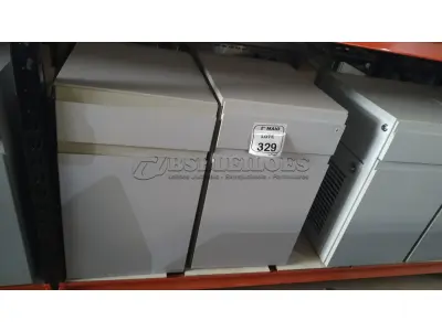 02 ARMÁRIOS PARA CPU COM 01 PORTA E 01 GAVETA. (NO ESTADO) ATENÇÃO! FAZER A VISITAÇÃO ANTES DE ARREMATAR, NÃO SABEMOS SE FUNCIONA, LEILÃO NÃO TEM GARANTIA E NEM DEVOLUÇÃO, SUJEITO A POSSÍVEIS AVARIAS VISÍVEIS/OCULTAS E/OU AUSÊNCIA DE COMPONENTES.