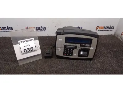01 RELÓGIO DE PONTO MARCA MADIS. (NO ESTADO) ATENÇÃO! FAZER A VISITAÇÃO ANTES DE ARREMATAR, NÃO SABEMOS SE FUNCIONA, LEILÃO NÃO TEM GARANTIA E NEM DEVOLUÇÃO, SUJEITO A POSSÍVEIS AVARIAS VISÍVEIS/OCULTAS E/OU AUSÊNCIA DE COMPONENTES.