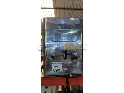 01 CAFETEIRA INDUSTRIAL EM INOX. (NO ESTADO) ATENÇÃO! FAZER A VISITAÇÃO ANTES DE ARREMATAR, NÃO SABEMOS SE FUNCIONA, LEILÃO NÃO TEM GARANTIA E NEM DEVOLUÇÃO, SUJEITO A POSSÍVEIS AVARIAS VISÍVEIS/OCULTAS E/OU AUSÊNCIA DE COMPONENTES.