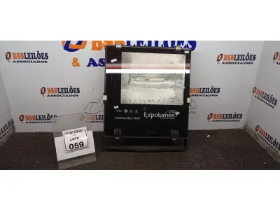 01 REFLETOR 400W MARCA EXPOLUMEN. (NO ESTADO) ATENÇÃO! FAZER A VISITAÇÃO ANTES DE ARREMATAR, NÃO SABEMOS SE FUNCIONA, LEILÃO NÃO TEM GARANTIA E NEM DEVOLUÇÃO, SUJEITO A POSSÍVEIS AVARIAS VISÍVEIS/OCULTAS E/OU AUSÊNCIA DE COMPONENTES.