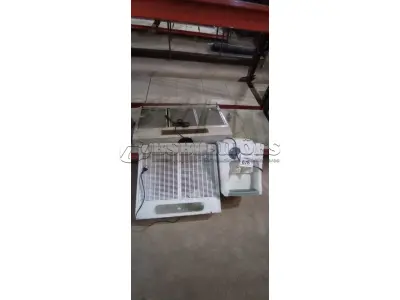 02 DEPURADORES DE AR E 01 BEBEDOURO PARA GARRAFÃO REFRIGERADO. (NO ESTADO) ATENÇÃO! FAZER A VISITAÇÃO ANTES DE ARREMATAR, NÃO SABEMOS SE FUNCIONA, LEILÃO NÃO TEM GARANTIA E NEM DEVOLUÇÃO, SUJEITO A POSSÍVEIS AVARIAS VISÍVEIS/OCULTAS E/OU AUSÊNCIA DE COMPONENTES.