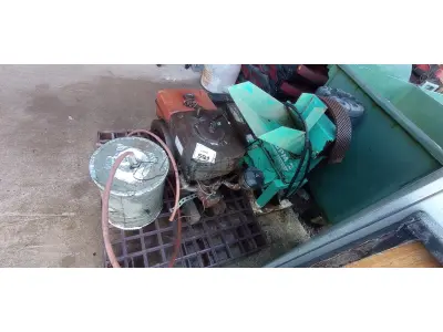 01 FORRAGEIRA COM MOTOR ESTACIONÁRIO A DIESEL MODELO NT65K MARCA YANMAR. (NO ESTADO) ATENÇÃO! FAZER A VISITAÇÃO ANTES DE ARREMATAR, NÃO SABEMOS SE FUNCIONA, LEILÃO NÃO TEM GARANTIA E NEM DEVOLUÇÃO, SUJEITO A POSSÍVEIS AVARIAS VISÍVEIS/OCULTAS E/OU AUSÊNCIA DE COMPONENTES.