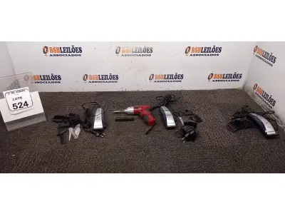 03 MÁQUINAS DE CORTAR CABELO 220V MARCA MONDIAL E 01 PARAFUSADEIRA A BATERIA MARCA MONDIAL. (NO ESTADO) ATENÇÃO! FAZER A VISITAÇÃO ANTES DE ARREMATAR, NÃO SABEMOS SE FUNCIONA, LEILÃO NÃO TEM GARANTIA E NEM DEVOLUÇÃO, SUJEITO A POSSÍVEIS AVARIAS VISÍVEIS/OCULTAS E/OU AUSÊNCIA DE COMPONENTES.