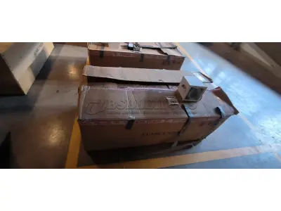 28 LUMINÁRIAS SPOT DE EMBUTIR QUADRADO FOCUS 30 A BRANCO FOSCO. (NO ESTADO) ATENÇÃO! FAZER A VISITAÇÃO ANTES DE ARREMATAR, NÃO SABEMOS SE FUNCIONA, LEILÃO NÃO TEM GARANTIA E NEM DEVOLUÇÃO, SUJEITO A POSSÍVEIS AVARIAS VISÍVEIS/OCULTAS E/OU AUSÊNCIA DE COMPONENTES.