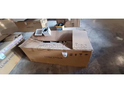 01 LOTE COM LUMINÁRIAS DIVERSAS. (NO ESTADO) ATENÇÃO! FAZER A VISITAÇÃO ANTES DE ARREMATAR, NÃO SABEMOS SE FUNCIONA, LEILÃO NÃO TEM GARANTIA E NEM DEVOLUÇÃO, SUJEITO A POSSÍVEIS AVARIAS VISÍVEIS/OCULTAS E/OU AUSÊNCIA DE COMPONENTES.