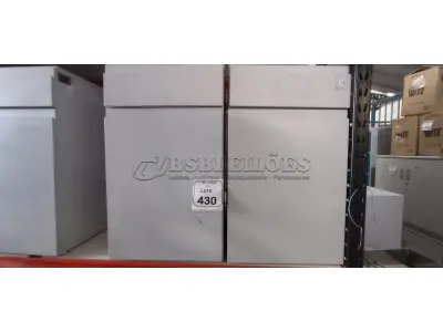 02 ARMÁRIOS PARA CPU COM 01 PORTA E 01 GAVETA. (NO ESTADO) ATENÇÃO! FAZER A VISITAÇÃO ANTES DE ARREMATAR, NÃO SABEMOS SE FUNCIONA, LEILÃO NÃO TEM GARANTIA E NEM DEVOLUÇÃO, SUJEITO A POSSÍVEIS AVARIAS VISÍVEIS/OCULTAS E/OU AUSÊNCIA DE COMPONENTES.