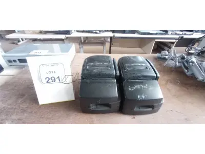 02 IMPRESSORAS TÉRMICAS. (NO ESTADO) ATENÇÃO! FAZER A VISITAÇÃO ANTES DE ARREMATAR, NÃO SABEMOS SE FUNCIONA, LEILÃO NÃO TEM GARANTIA E NEM DEVOLUÇÃO, SUJEITO A POSSÍVEIS AVARIAS VISÍVEIS/OCULTAS E/OU AUSÊNCIA DE COMPONENTES.