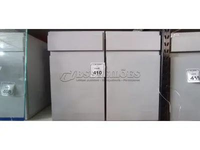 02 ARMÁRIOS PARA CPU COM 01 PORTA E 01 GAVETA. (NO ESTADO) ATENÇÃO! FAZER A VISITAÇÃO ANTES DE ARREMATAR, NÃO SABEMOS SE FUNCIONA, LEILÃO NÃO TEM GARANTIA E NEM DEVOLUÇÃO, SUJEITO A POSSÍVEIS AVARIAS VISÍVEIS/OCULTAS E/OU AUSÊNCIA DE COMPONENTES.