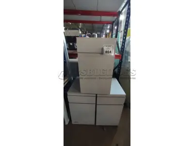 03 ARMÁRIOS PARA CPU COM 01 PORTA E 01 GAVETA. (NO ESTADO) ATENÇÃO! FAZER A VISITAÇÃO ANTES DE ARREMATAR, NÃO SABEMOS SE FUNCIONA, LEILÃO NÃO TEM GARANTIA E NEM DEVOLUÇÃO, SUJEITO A POSSÍVEIS AVARIAS VISÍVEIS/OCULTAS E/OU AUSÊNCIA DE COMPONENTES.