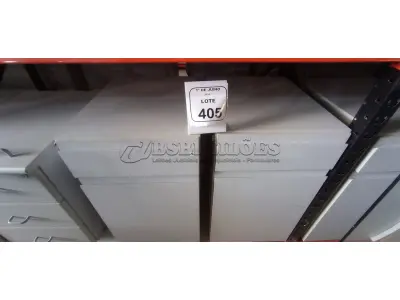 02 ARMÁRIOS PARA CPU COM 01 PORTA E 01 GAVETA. (NO ESTADO) ATENÇÃO! FAZER A VISITAÇÃO ANTES DE ARREMATAR, NÃO SABEMOS SE FUNCIONA, LEILÃO NÃO TEM GARANTIA E NEM DEVOLUÇÃO, SUJEITO A POSSÍVEIS AVARIAS VISÍVEIS/OCULTAS E/OU AUSÊNCIA DE COMPONENTES.
