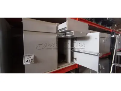 02 ARMÁRIOS PARA CPU COM 01 PORTA E 01 GAVETA. (NO ESTADO) ATENÇÃO! FAZER A VISITAÇÃO ANTES DE ARREMATAR, NÃO SABEMOS SE FUNCIONA, LEILÃO NÃO TEM GARANTIA E NEM DEVOLUÇÃO, SUJEITO A POSSÍVEIS AVARIAS VISÍVEIS/OCULTAS E/OU AUSÊNCIA DE COMPONENTES.