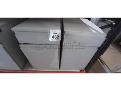 02 ARMÁRIOS PARA CPU COM 01 PORTA E 01 GAVETA. (NO ESTADO) ATENÇÃO! FAZER A VISITAÇÃO ANTES DE ARREMATAR, NÃO SABEMOS SE FUNCIONA, LEILÃO NÃO TEM GARANTIA E NEM DEVOLUÇÃO, SUJEITO A POSSÍVEIS AVARIAS VISÍVEIS/OCULTAS E/OU AUSÊNCIA DE COMPONENTES.