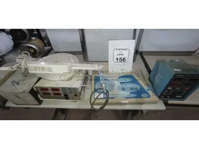 01 MONITOR DE SINAIS VITAIS, 01 MONITOR DE PRESSÃO ARTERIAL, 01 APARELHO DE ULTRASSOM, 01 FONTE DE LUZ E 01 LUMINÁRIA LABORATORIAL. (NO ESTADO) ATENÇÃO! FAZER A VISITAÇÃO ANTES DE ARREMATAR, NÃO SABEMOS SE FUNCIONA, LEILÃO NÃO TEM GARANTIA E NEM DEVOLUÇÃO, SUJEITO A POSSÍVEIS AVARIAS VISÍVEIS/OCULTAS E/OU AUSÊNCIA DE COMPONENTES.