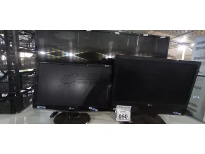 01 TV 42’’ MARCA LG PARA RETIRADA DE PEÇAS E 02 MONITORES MARCA LG. (NO ESTADO) ATENÇÃO! FAZER A VISITAÇÃO ANTES DE ARREMATAR, NÃO SABEMOS SE FUNCIONA, LEILÃO NÃO TEM GARANTIA E NEM DEVOLUÇÃO, SUJEITO A POSSÍVEIS AVARIAS VISÍVEIS/OCULTAS E/OU AUSÊNCIA DE COMPONENTES.