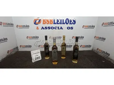 04 GARRAFAS DE HIDROMEL DE 500ML DE SABORES DIVERSOS MARCA PHILIP MEAD. (NO ESTADO) ATENÇÃO! FAZER A VISITAÇÃO ANTES DE ARREMATAR, NÃO SABEMOS SE FUNCIONA, LEILÃO NÃO TEM GARANTIA E NEM DEVOLUÇÃO, SUJEITO A POSSÍVEIS AVARIAS VISÍVEIS/OCULTAS E/OU AUSÊNCIA DE COMPONENTES.