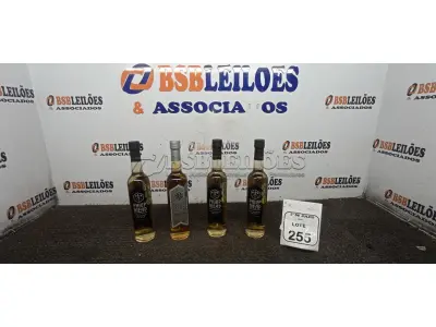 04 GARRAFAS DE HIDROMEL DE 500ML DE SABORES DIVERSOS MARCA PHILIP MEAD. (NO ESTADO) ATENÇÃO! FAZER A VISITAÇÃO ANTES DE ARREMATAR, NÃO SABEMOS SE FUNCIONA, LEILÃO NÃO TEM GARANTIA E NEM DEVOLUÇÃO, SUJEITO A POSSÍVEIS AVARIAS VISÍVEIS/OCULTAS E/OU AUSÊNCIA DE COMPONENTES.