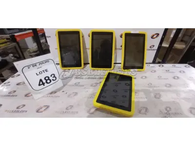 04 TABLETS MARCA CCE. (NO ESTADO) ATENÇÃO! FAZER A VISITAÇÃO ANTES DE ARREMATAR, NÃO SABEMOS SE FUNCIONA, LEILÃO NÃO TEM GARANTIA E NEM DEVOLUÇÃO, SUJEITO A POSSÍVEIS AVARIAS VISÍVEIS/OCULTAS E/OU AUSÊNCIA DE COMPONENTES.