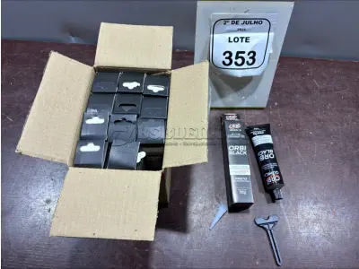 12 BISNAGAS DE ADESIVO DE SILICONE NEUTRO PARA MOTOR DE 70G MARCA ORBI QUÍMICA. (NO ESTADO) ATENÇÃO! FAZER A VISITAÇÃO ANTES DE ARREMATAR, NÃO SABEMOS SE FUNCIONA, LEILÃO NÃO TEM GARANTIA E NEM DEVOLUÇÃO, SUJEITO A POSSÍVEIS AVARIAS VISÍVEIS/OCULTAS E/OU AUSÊNCIA DE COMPONENTES.