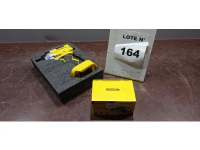 01 CHAVE IMPACTO 21V COM CARREGADOR USB MARCA BOMVINK (NOVO). (NO ESTADO) ATENÇÃO! FAZER A VISITAÇÃO ANTES DE ARREMATAR, NÃO SABEMOS SE FUNCIONA, LEILÃO NÃO TEM GARANTIA E NEM DEVOLUÇÃO, SUJEITO A POSSÍVEIS AVARIAS VISÍVEIS/OCULTAS E/OU AUSÊNCIA DE COMPONENTES.