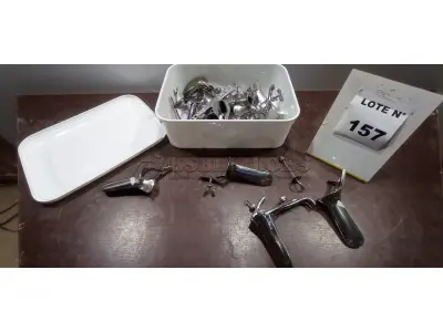 01 LOTE COM DIVERSOS EQUIPAMENTOS GINECOLÓGICOS DE MODELOS DIVERSOS. (NO ESTADO) ATENÇÃO! FAZER A VISITAÇÃO ANTES DE ARREMATAR, NÃO SABEMOS SE FUNCIONA, LEILÃO NÃO TEM GARANTIA E NEM DEVOLUÇÃO, SUJEITO A POSSÍVEIS AVARIAS VISÍVEIS/OCULTAS E/OU AUSÊNCIA DE COMPONENTES.