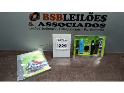 02RELÓGIOS SMART WATCH COM VARIAS PULSEIRAS.  (NO ESTADO, NÃO SABEMOS SE FUNCIONA. LEILÃO NÃO TEM GARANTIA E NEM DEVOLUÇÃO, SUJEITO A POSSÍVEIS AVARIAS VISÍVEIS/OCULTAS E/OU AUSÊNCIA DE COMPONENTES)