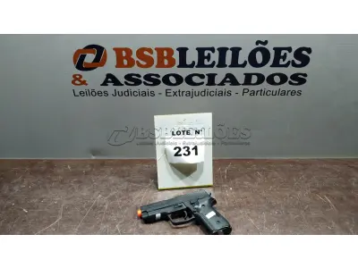 01 PISTOLA DE AIRSOFT SPRING BBS. (NO ESTADO, NÃO SABEMOS SE FUNCIONA. LEILÃO NÃO TEM GARANTIA E NEM DEVOLUÇÃO, SUJEITO A POSSÍVEIS AVARIAS VISÍVEIS/OCULTAS E/OU AUSÊNCIA DE COMPONENTES)