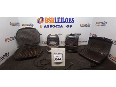 04 SANDUICHEIRAS GRILL DE MARCAS E MODELOS DIVERSOS. (NO ESTADO) ATENÇÃO! FAZER A VISITAÇÃO ANTES DE ARREMATAR, NÃO SABEMOS SE FUNCIONA, LEILÃO NÃO TEM GARANTIA E NEM DEVOLUÇÃO, SUJEITO A POSSÍVEIS AVARIAS VISÍVEIS/OCULTAS E/OU AUSÊNCIA DE COMPONENTES.
