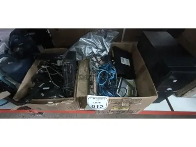 01 LOTE COM 01 CPU, MOUSES, VENTOINHAS, CABOS DE REDE, MOLDENS E ITENS DE INFORMATICA DIVERSOS. (NO ESTADO) ATENÇÃO! FAZER A VISITAÇÃO ANTES DE ARREMATAR, NÃO SABEMOS SE FUNCIONA, LEILÃO NÃO TEM GARANTIA E NEM DEVOLUÇÃO, SUJEITO A POSSÍVEIS AVARIAS VISÍVEIS/OCULTAS E/OU AUSÊNCIA DE COMPONENTES.
