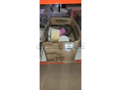 01 LOTE COM VÁRIOS AZULEJOS DECORATIVOS PARA BANHEIROS, SECADOR DE SALADA, VASOS E ITENS DECORATIVOS DIVERSOS. (NO ESTADO) ATENÇÃO! FAZER A VISITAÇÃO ANTES DE ARREMATAR, NÃO SABEMOS SE FUNCIONA, LEILÃO NÃO TEM GARANTIA E NEM DEVOLUÇÃO, SUJEITO A POSSÍVEIS AVARIAS VISÍVEIS/OCULTAS E/OU AUSÊNCIA DE COMPONENTES.