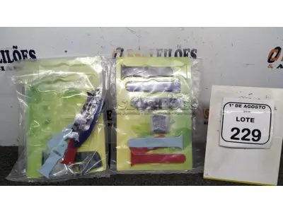 02 RELÓGIOS INTELIGENTES COM 05 PULSEIRAS. (NO ESTADO) ATENÇÃO! FAZER A VISITAÇÃO ANTES DE ARREMATAR, NÃO SABEMOS SE FUNCIONA, LEILÃO NÃO TEM GARANTIA E NEM DEVOLUÇÃO, SUJEITO A POSSÍVEIS AVARIAS VISÍVEIS/OCULTAS E/OU AUSÊNCIA DE COMPONENTES.