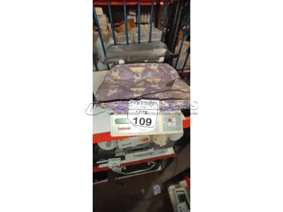 02 BALANÇAS PEDIÁTRICAS. (NO ESTADO) ATENÇÃO! FAZER A VISITAÇÃO ANTES DE ARREMATAR, NÃO SABEMOS SE FUNCIONA, LEILÃO NÃO TEM GARANTIA E NEM DEVOLUÇÃO, SUJEITO A POSSÍVEIS AVARIAS VISÍVEIS/OCULTAS E/OU AUSÊNCIA DE COMPONENTES.