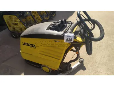 01 MÁQUINA DE LAVAR PISO INDUSTRIAL MODELO BD 530 MARCA KARCHER. (NO ESTADO) ATENÇÃO! FAZER A VISITAÇÃO ANTES DE ARREMATAR, NÃO SABEMOS SE FUNCIONA, LEILÃO NÃO TEM GARANTIA E NEM DEVOLUÇÃO, SUJEITO A POSSÍVEIS AVARIAS VISÍVEIS/OCULTAS E/OU AUSÊNCIA DE COMPONENTES.