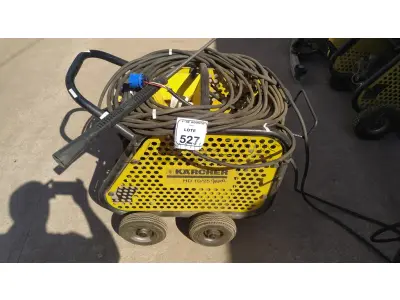 01 LAVADORA DE ALTA PRESSÃO INDUSTRIAL MODELO HD 10/25 MAXI MARCA KARCHER. (NO ESTADO) ATENÇÃO! FAZER A VISITAÇÃO ANTES DE ARREMATAR, NÃO SABEMOS SE FUNCIONA, LEILÃO NÃO TEM GARANTIA E NEM DEVOLUÇÃO, SUJEITO A POSSÍVEIS AVARIAS VISÍVEIS/OCULTAS E/OU AUSÊNCIA DE COMPONENTES.